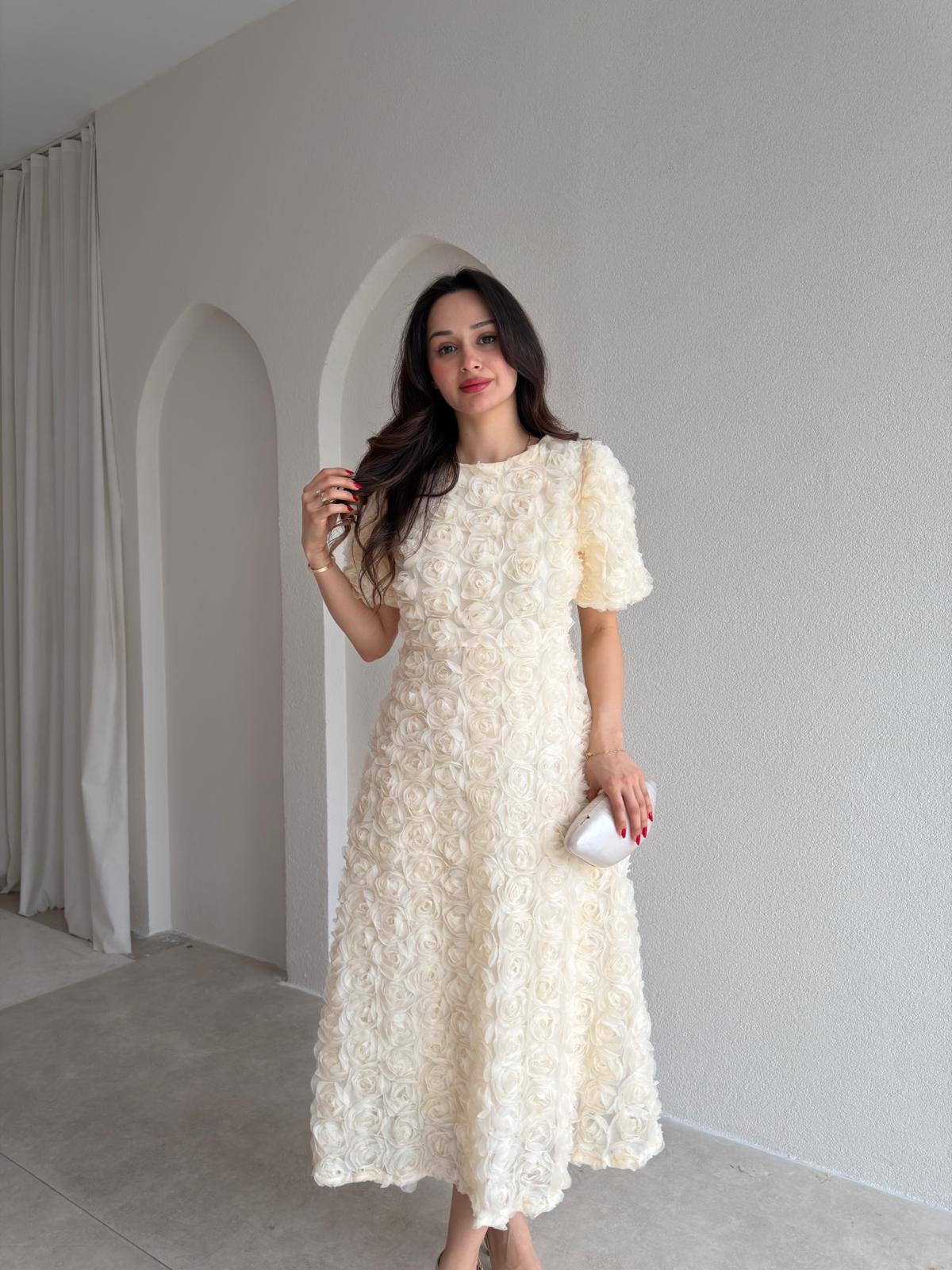 CUTE Kabartma Gül Desenli Midi Elbise 1807 - Krem Rengi
